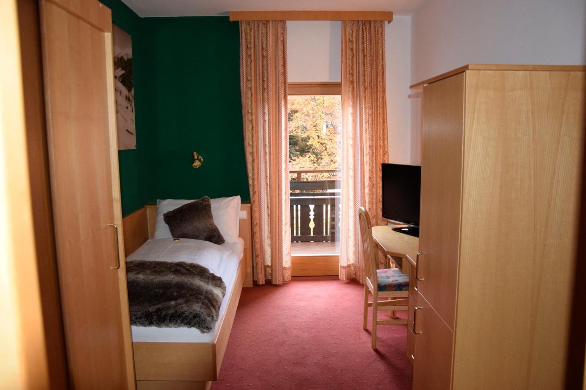 Hotel Guesthouse Dalnig Bad Kleinkirchheim Quarto foto